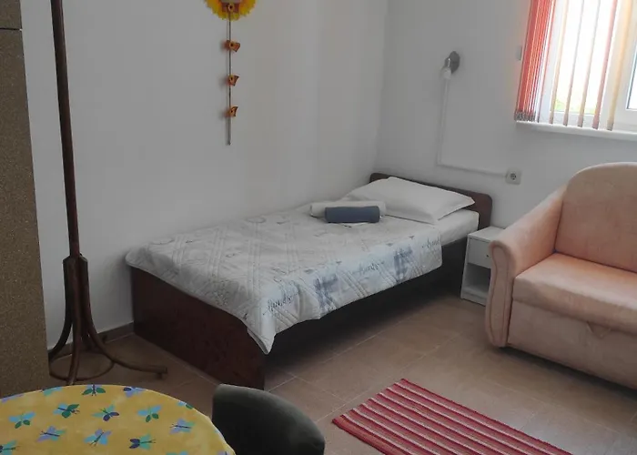 ゲストハウス ваканционни къщи'на брега' On The Coast ヴァルナ